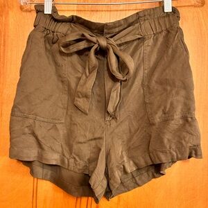 Francesca’s Women's Shorts Size Medium NWT